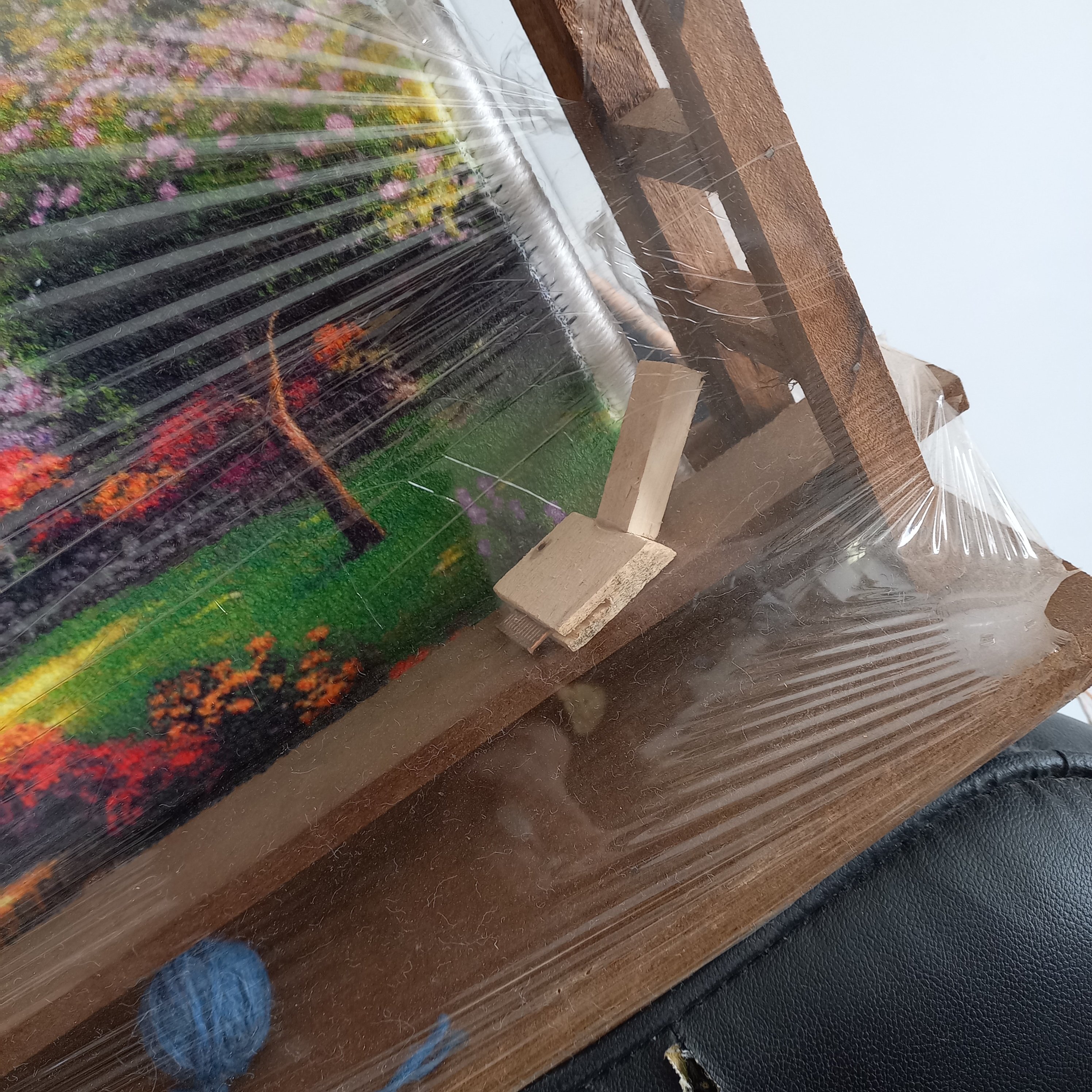 دار قالی سایز 35.50 همراه با تابلو فرش کد 1012