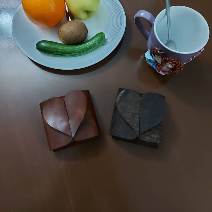 باکس هدیه قلبی چرم طبیعی برندST