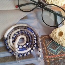 بند عینک  خاص اسپرت  و شیک دستبافت مخصوص خانم ها و اقایان 