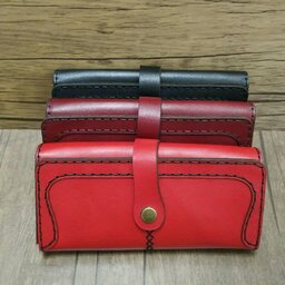 کیف پول و موبایل زنانه چرم طبیعی گاوی دستدوز مشکی زرشکی و قرمز i-141 ایزاکو