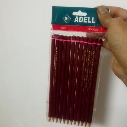 مداد قرمز آدل