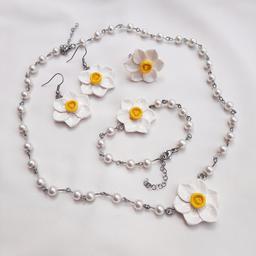 ست کامل گل نرگس استیل رنگ ثابت قابل تنظیم سایز گوشواره گردنبند دستبند