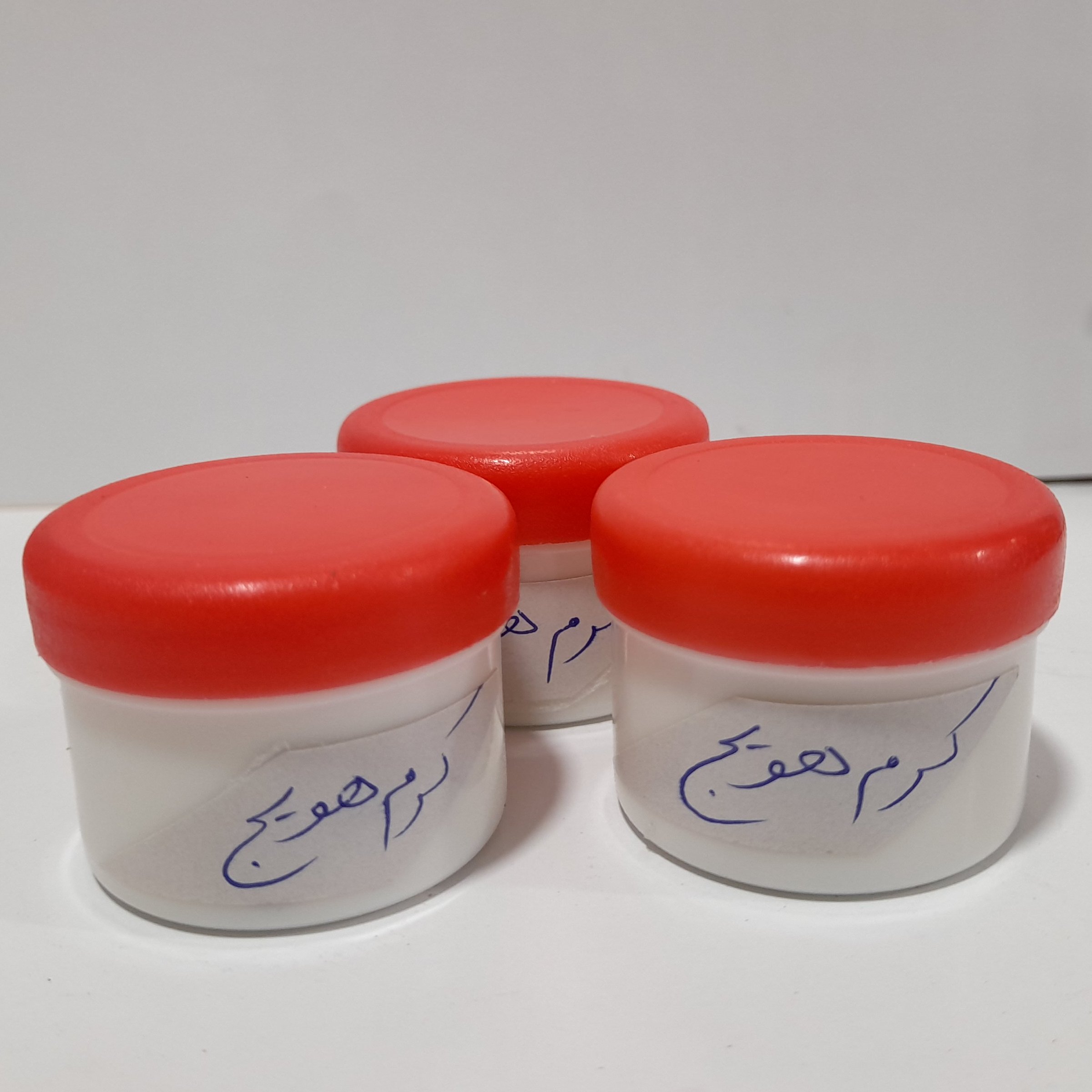 کرم بذر هویج دست ساز طبیعی ( 20 گرمی )