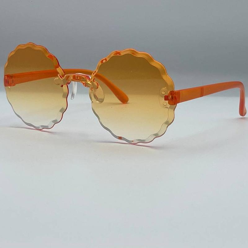 عینک آفتابی بچگانه دارای عدسی یووی استاندارد (رنگ بنفش)
