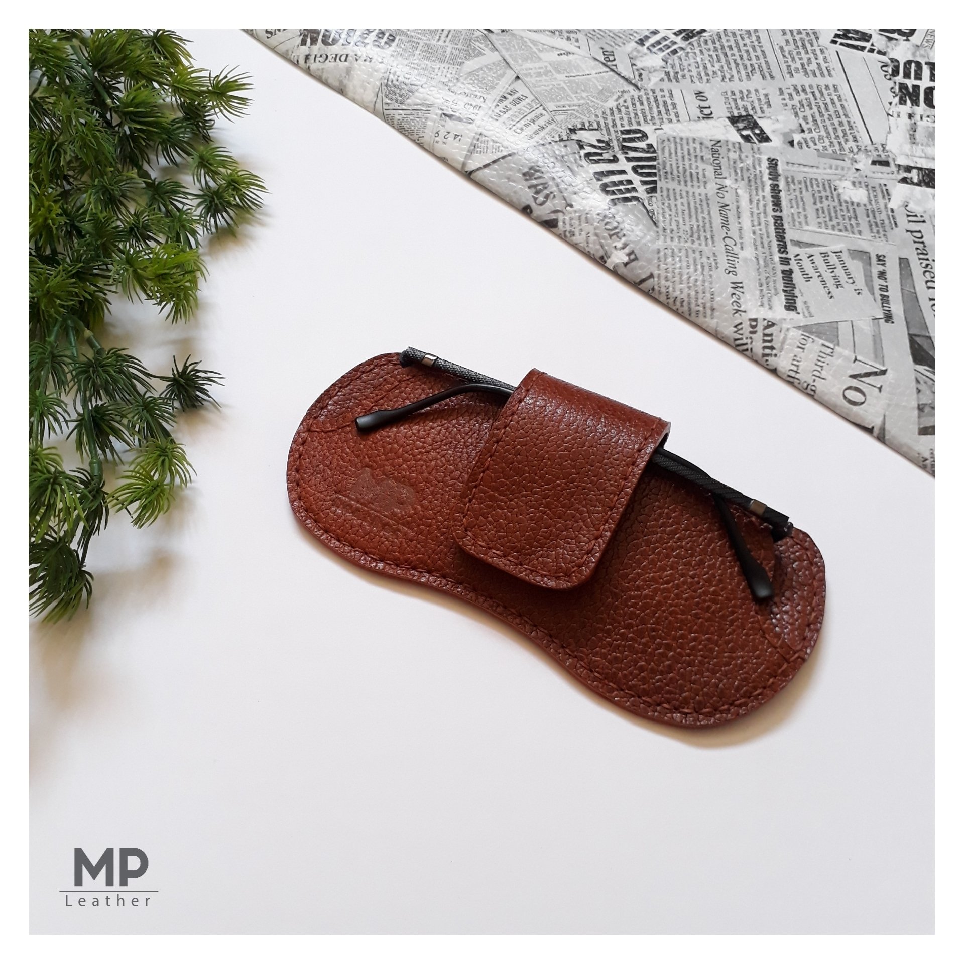 کیف عینک طبی مردانه و زنانه چرم اصل دستساز و  دستدوز