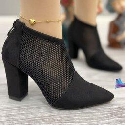 کفش مجلسی زنانه 
کد 189 
قالب استاندارد 
جنس سوییت 
پاخور شیک
مدل جدید
پاشنه 7 سانت 
Size36ta38