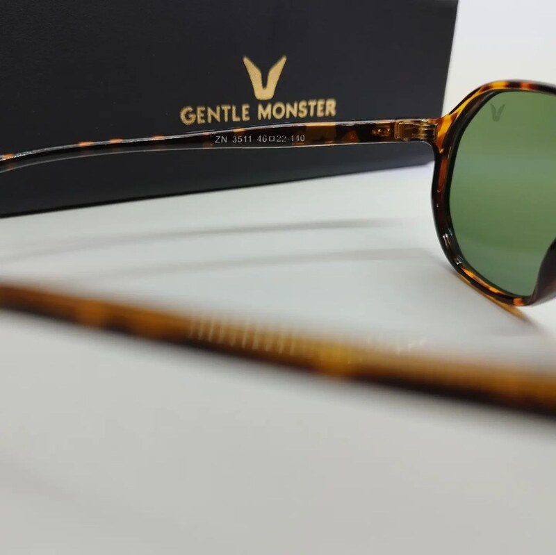 عینک آفتابی برند جنتل مانستر مناسب خانم ها و آقایان با لنز یووی 400 