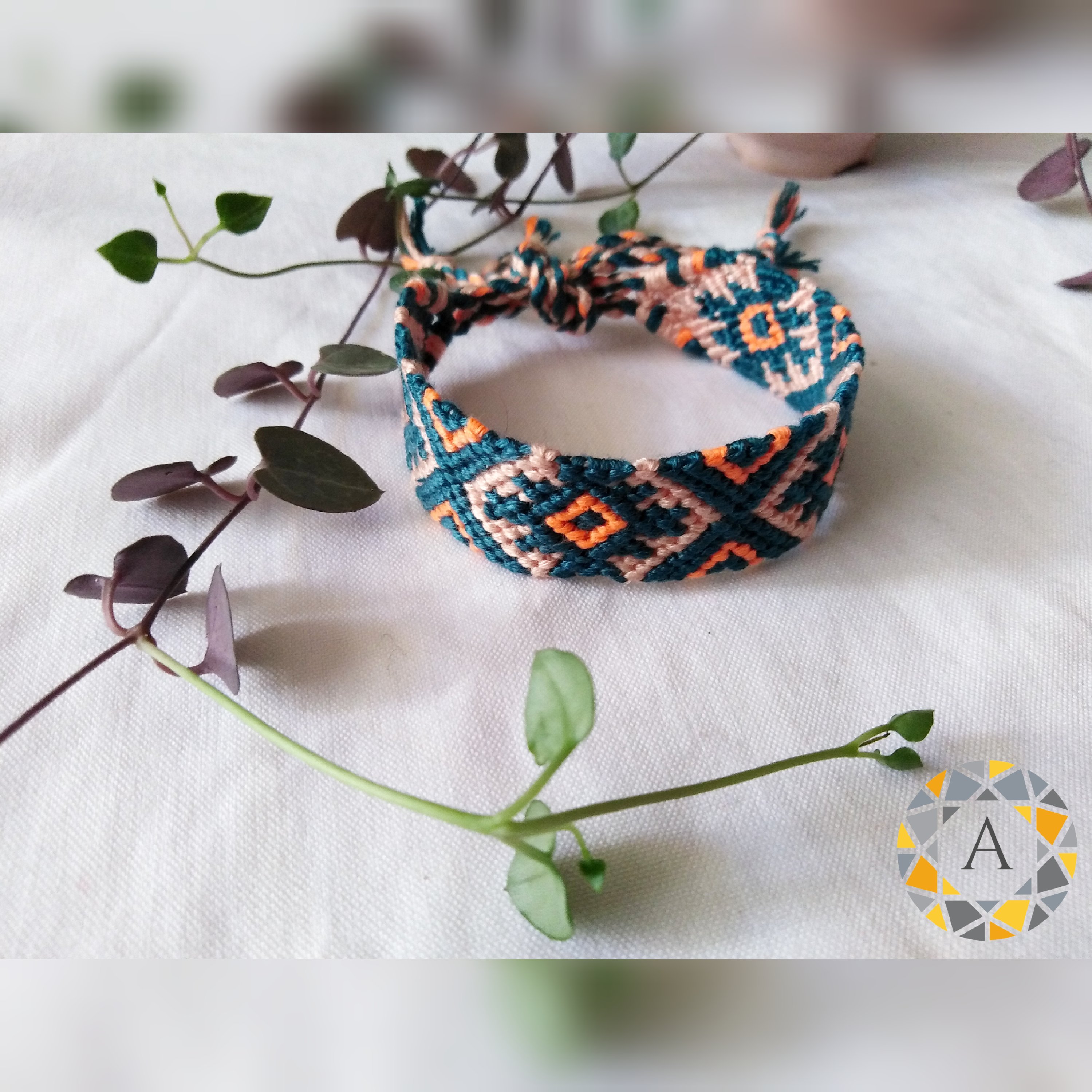دستبند دوستی طرح سنتی دخترانه و پسرانه پهن