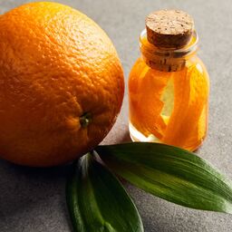 اسانس پرتقال عطری مایع درجه یک در بسته بندی 100گرمی 