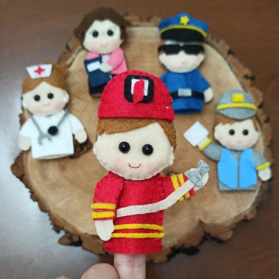 ست عروسک انگشتی نمدی مشاغل - آموزش شغل ها به کودکان با بازی نمایشی 