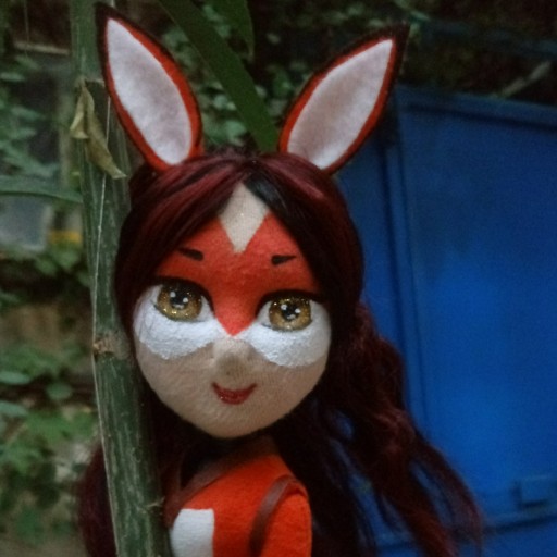 عروسک دختر روباهی آلیا
