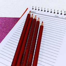 مداد قرمز مولر 