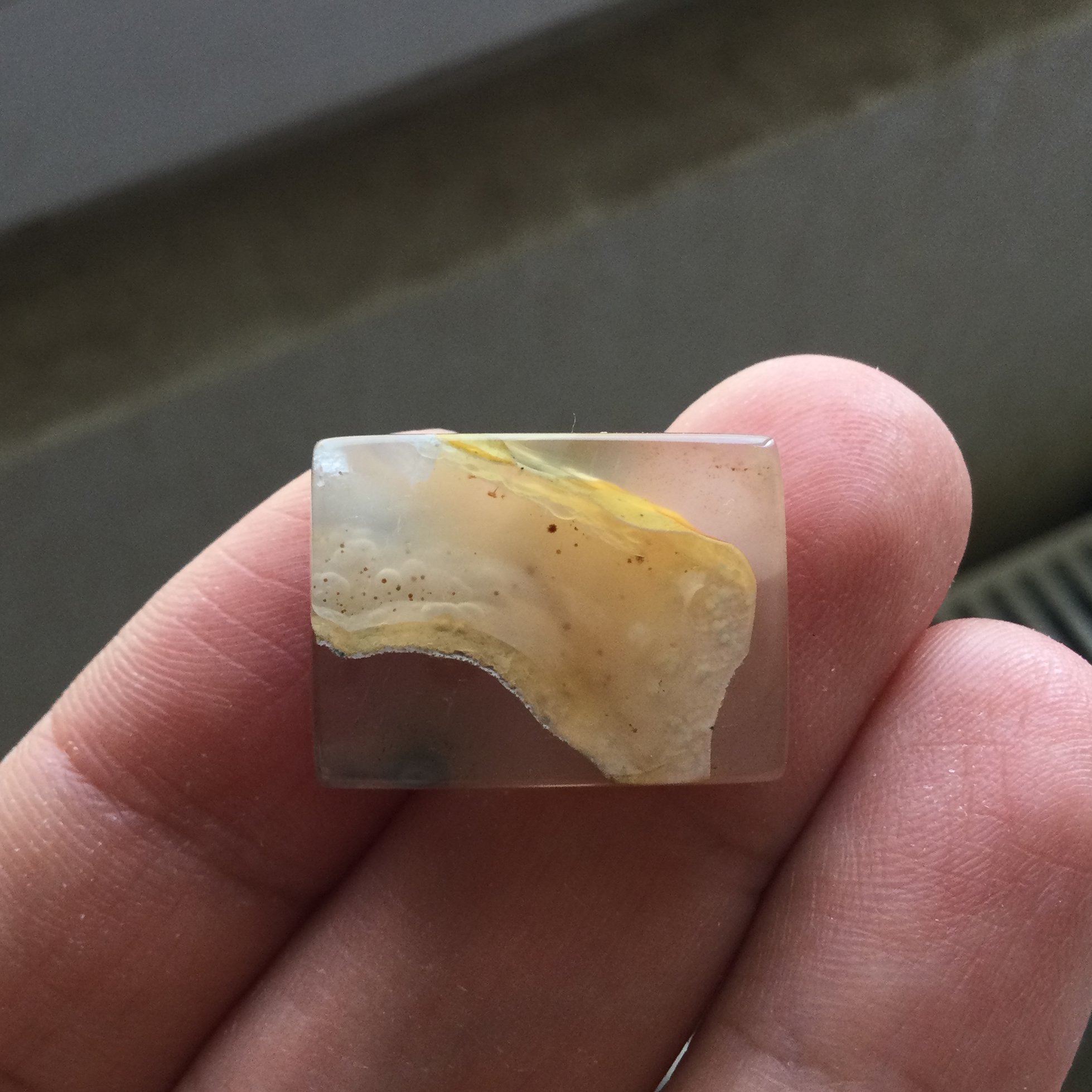 عقیق دو رنگ طبیعی 23 در 17