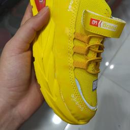 کفش کتونی بچگانه زرد جذاب