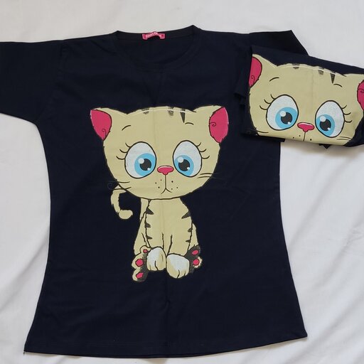 تی شرت نخ پنبه طرح گربه دخترانه مناسب سایز 36 و 38 دوخت و کیفیت عالی عکس گربه چاپی است