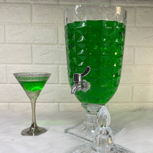 کلمن شیشه ای 3ونیم لیتری جنس بلور باکیفیت عالی مناسب برای انواع مهمانی ها