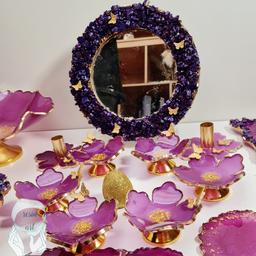 سفره هفتسین رزینی دستساز پیاله آینه شمعدان 9 تکه یک مجموعه خاص بنفش یاسی با تزئین پروانه