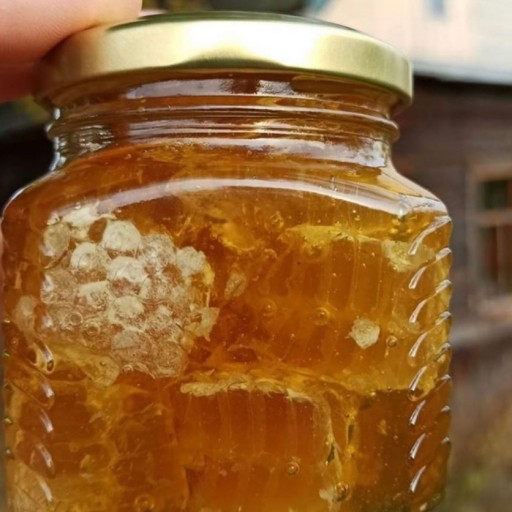 عسل موم دار طبیعی