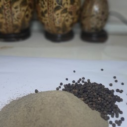 فلفل سیاه دانه ای 250گرمی سلفون زیپی