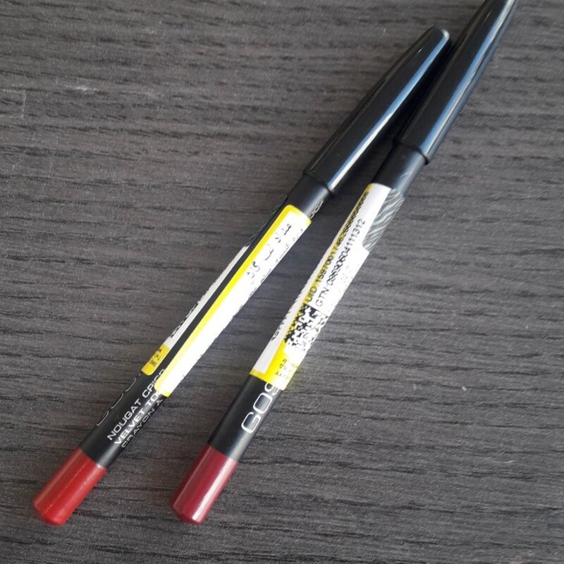 مداد  لب  گاش  فروش  به  صورت  تک                   