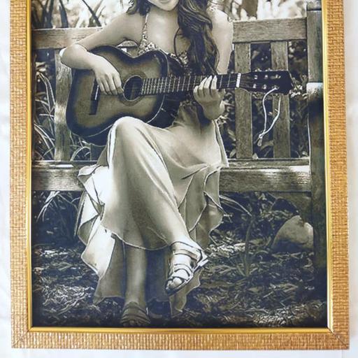 تابلو دخترک گیتار زن