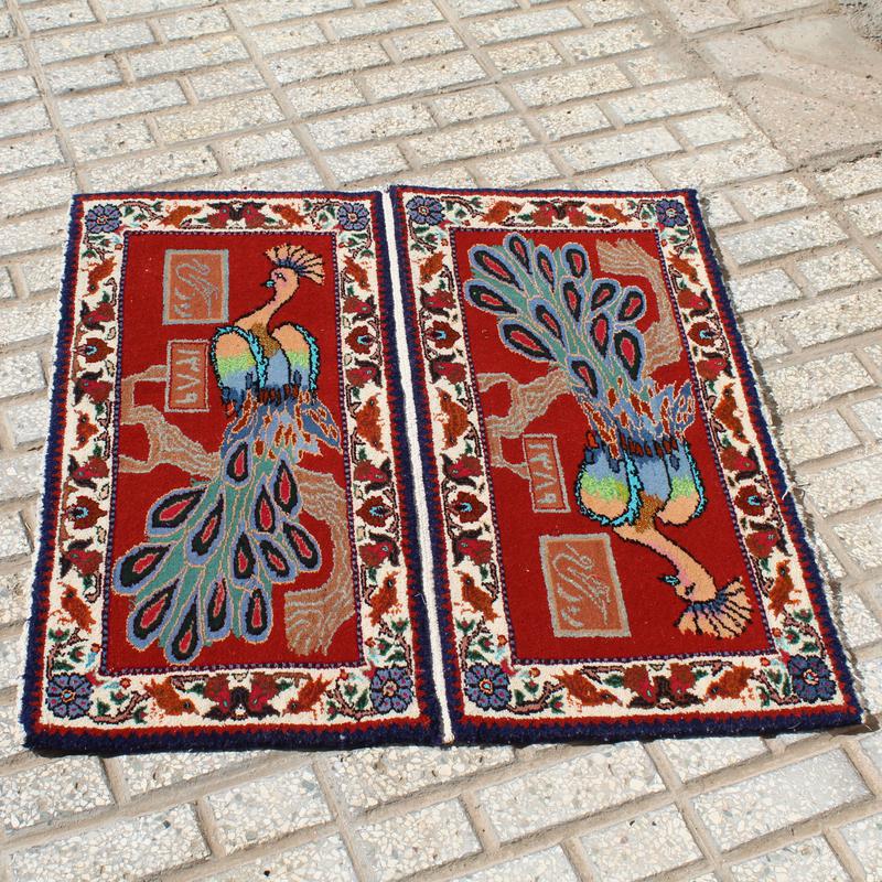 قالیچه دستبافت طرح طاووس(کد A4)