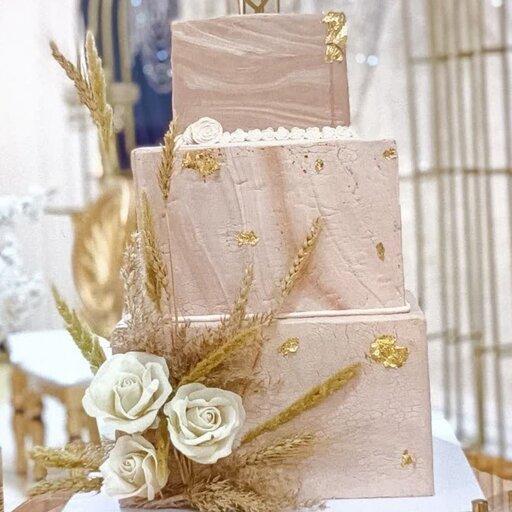 کیک عروسی چندطبقه