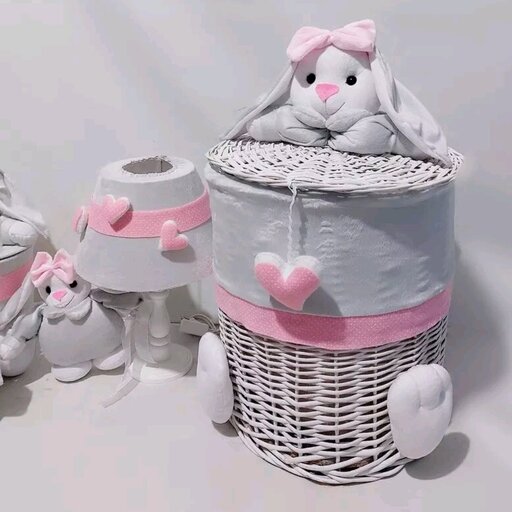 سیسمونی نوزاد اکسسوری ست سبد لباس بهمراه سطل زباله و جادستمال و  اباژور اتاق کودک طرح خرگوش نانان هیواد گالری