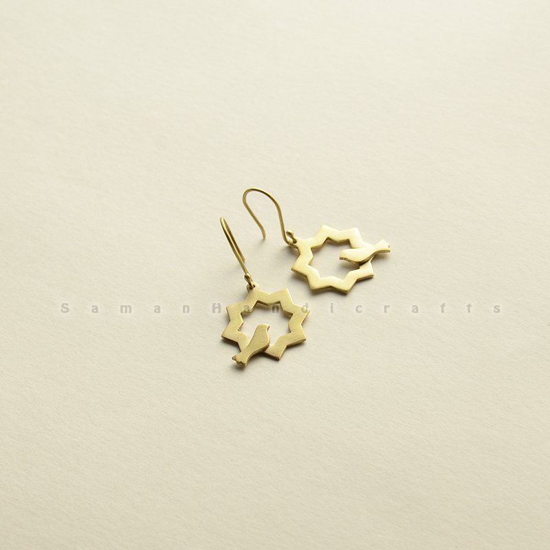 گردنبند زنانه دستساز پرنده صلح و حوض توخالی برنجی