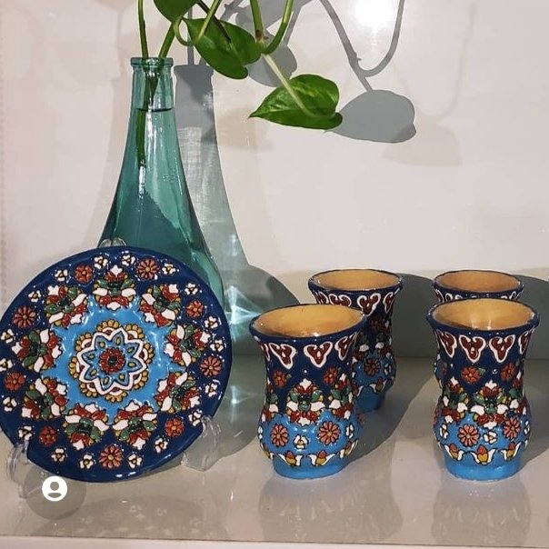 فنجان کمرباریک و نعلبکی سفالی میناکاری