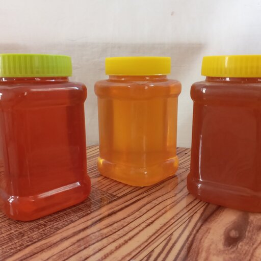 عسل یونجه کاملا طبیعی وبدون تغذیه و با بر گه آزمایش مقدار ساکاروز موجود را مشخص کرده وبرای افراد دیابتی قابل استفاده است