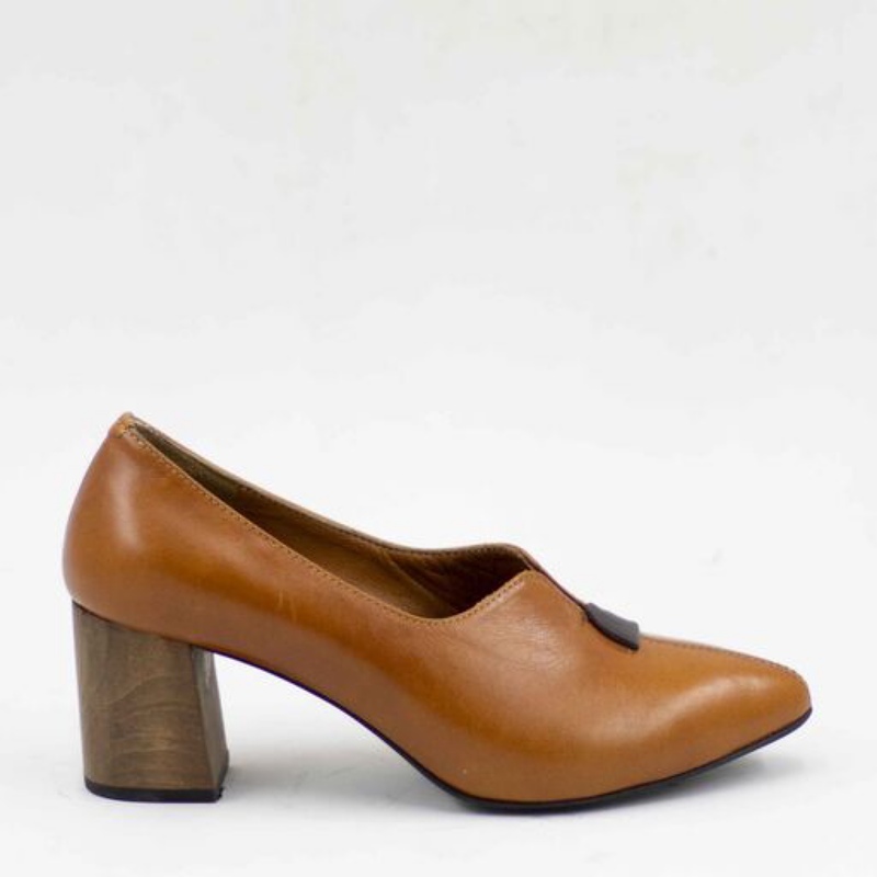  کفش پاشنه دار چرم طبیعی زنانه هیواد چرم رنگ عسلی کد568 