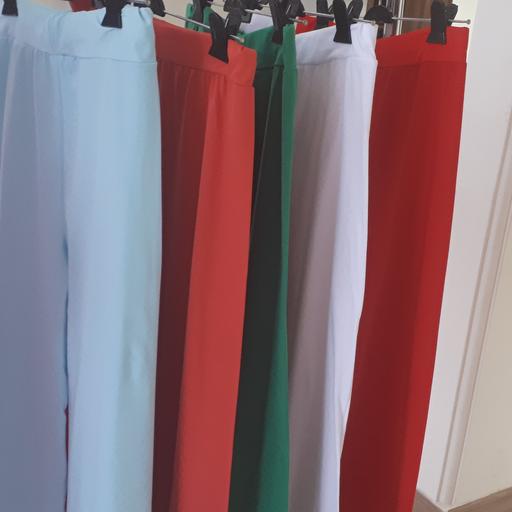 دامن شلواری 

جنس ویسکوز اسپان نرم و لطیف

 رنگبندی دارد
مناسب برای سایزهای 38 تا 46 ( برای سایز 46 کمی بدن نماست)

