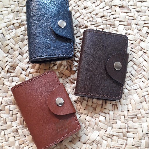 کیف کارت دکمه دار چرم بزی دستدوز در رنگهای مختلف