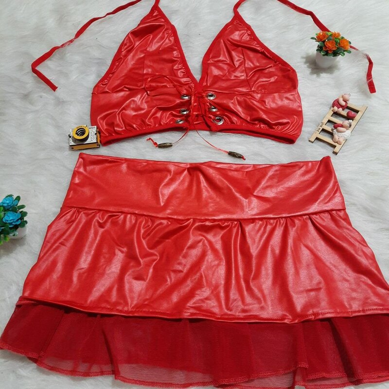 لباس خواب زنانه ست سوتین و دامن فانتزی براق  مناسب سایز38تا 42 رنگ مشکی و قرمز کد1401