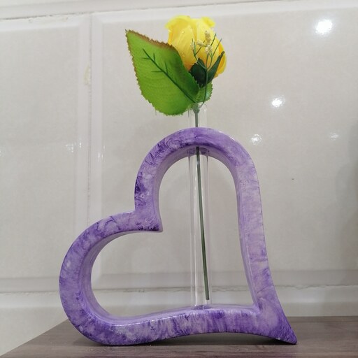 گلدان قلبی همراه با شیشه مخصوص گل طبیعی