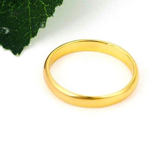 انگشتر طرح حلقه طلایی ساده با رنگ ثابت سایز 17 بهمراه هدیه