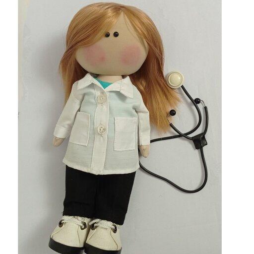 عروسک روسی دکتر پرستار( ملیسا)30سانت سرچرخشی دست وپا متحرک لباسها وکفش قابل تعویض هدیه مناسب برای عزیزانتون با کیفیت 