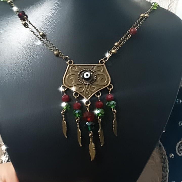 گردنبند برنز و کرستال