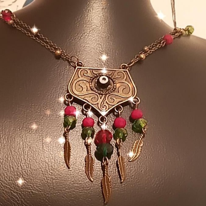 گردنبند برنز و کرستال