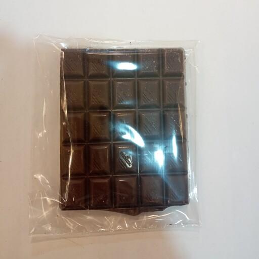 شکلات کیبوردی پارمیدا کیفیت عالی و تازه بسیار خوشمزه بسته ی 170 گرمی
