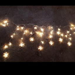 ریسه ستاره آویز 16ردیفه افتابی 4.5متری برقی دارای رقص نور و ریموت