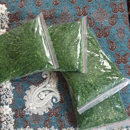 سبزی کوکو خردشده بادست بسیار ریز خردشده،باسبزی های تازه