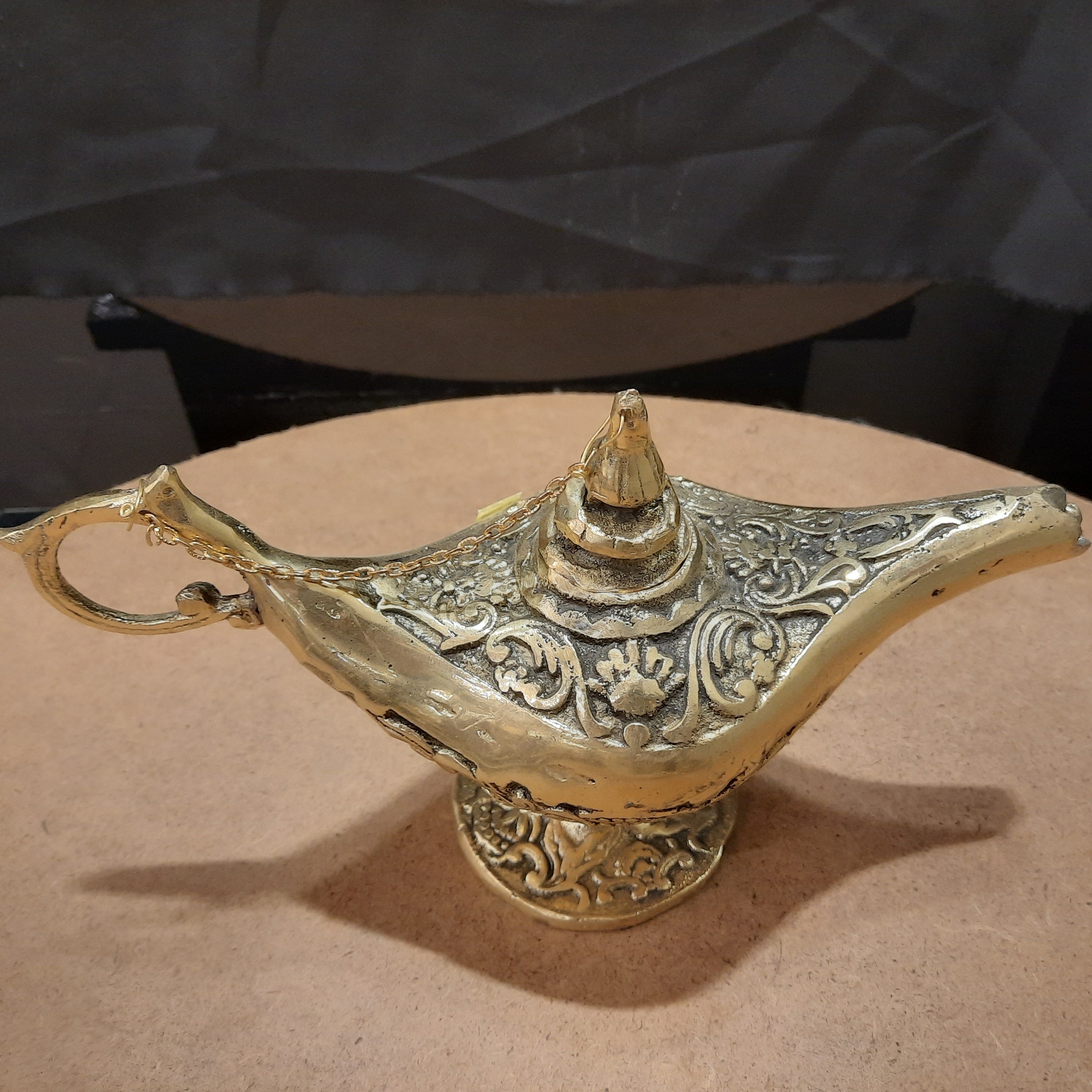 چراغ جادو برنزی