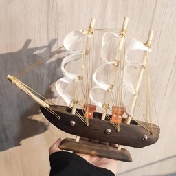 کشتی ثروتِ 26سانتی ماکت کشتی چوبی کشتی فنگشوییئ کشتی دکوری  کشتی دریایی استند کشتی دکور دریایی مجسمه کشتی کشتی بادبانی