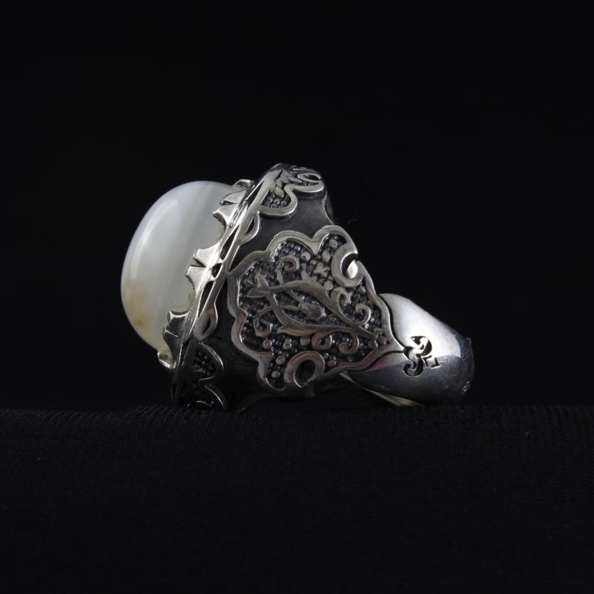 انگشتر نقره مردانه عقیق معدنی نگین درشت اصل ( انگشتر مردانه )