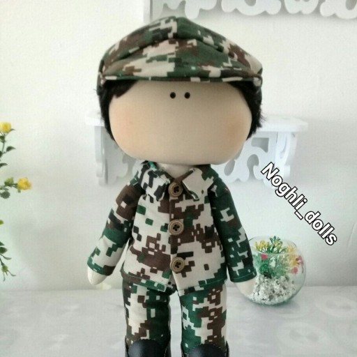 عروسک سرباز وطن