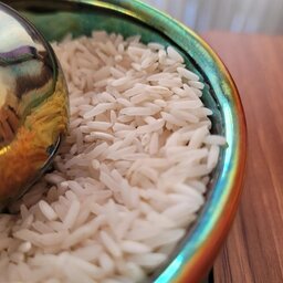 برنج ده کیلویی صدری هاشمی درجه یک گیلان  ، سورت شده با عطر و طعم و ری عالی  