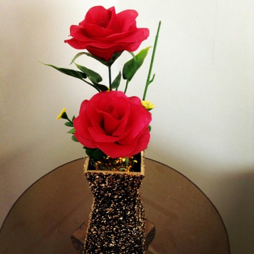 گل و گلدان دو گل