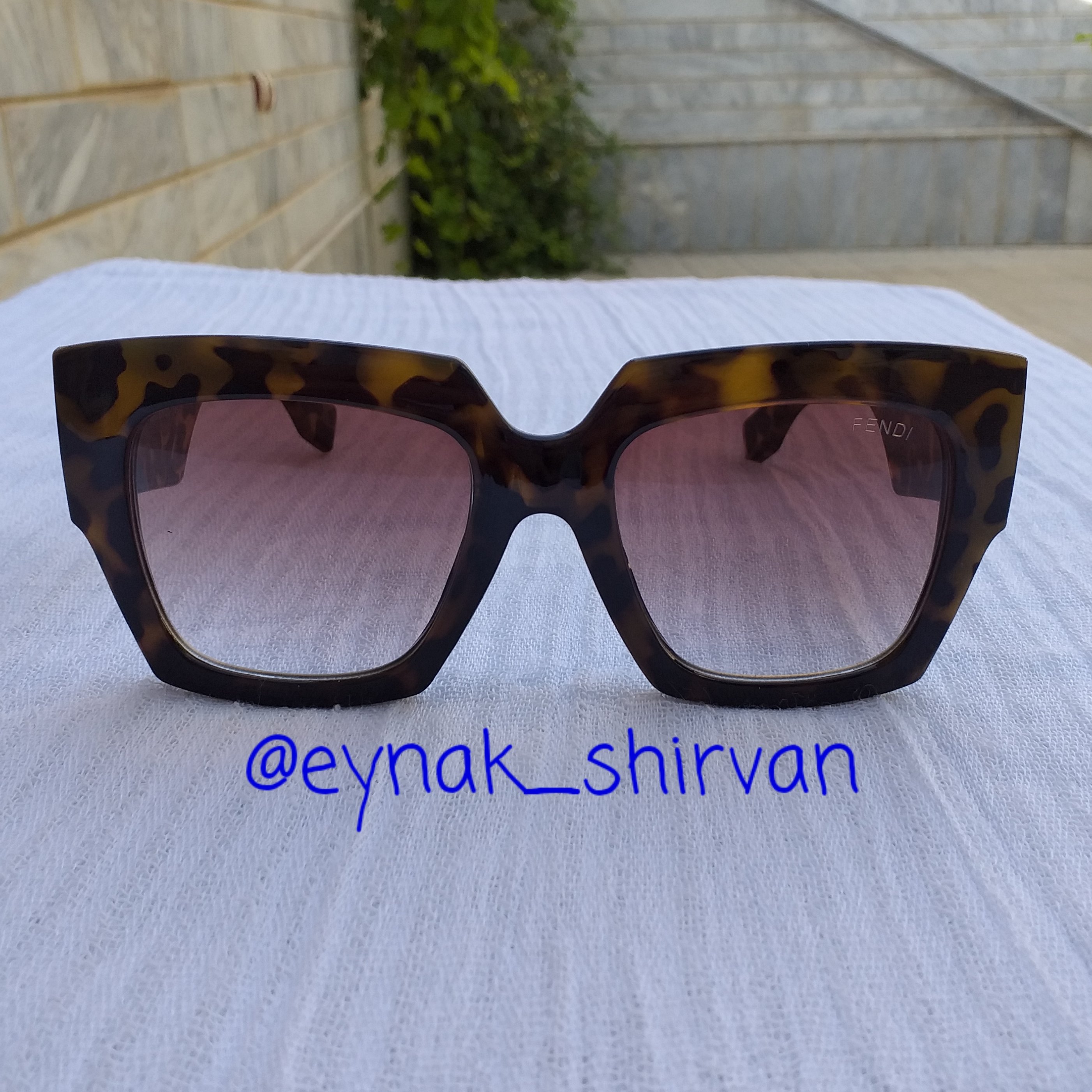 عینک آفتابی (افتابی) فندی